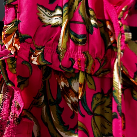 Rachel Zoe, bright pink, floral loose, small - Picture 3 of 5